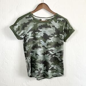 Lucky Brand Size XS T-Shirt - Green Camo Short Sleeve Summer Trendy